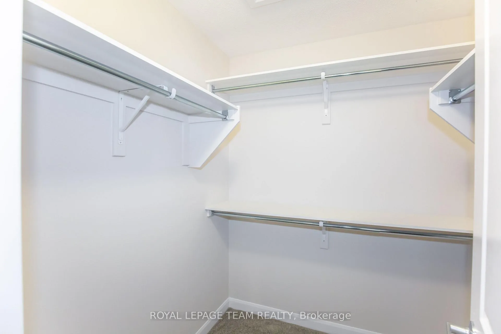 Photo 29 of 219 Invention Boulevard, Ottawa, Kanata - Morgan's Grant/South March — HOMEH