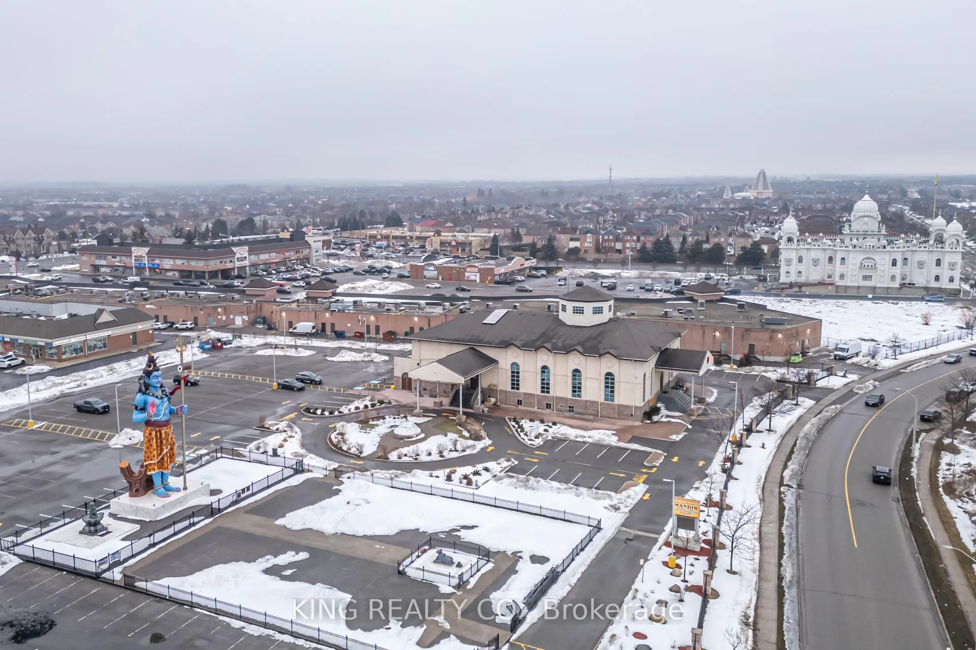 Photo 5 of 14 Martineau Road, Brampton, Bram East — HOMEH