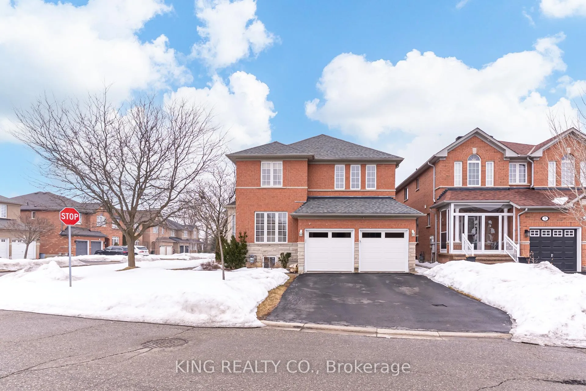 Photo 6 of 14 Martineau Road, Brampton, Bram East — HOMEH