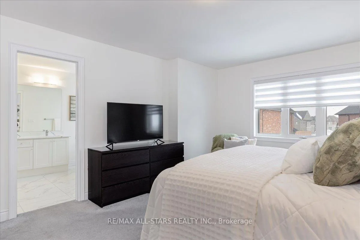 Photo 13 of 2105 Wilson Street, Innisfil, Alcona — HOMEH