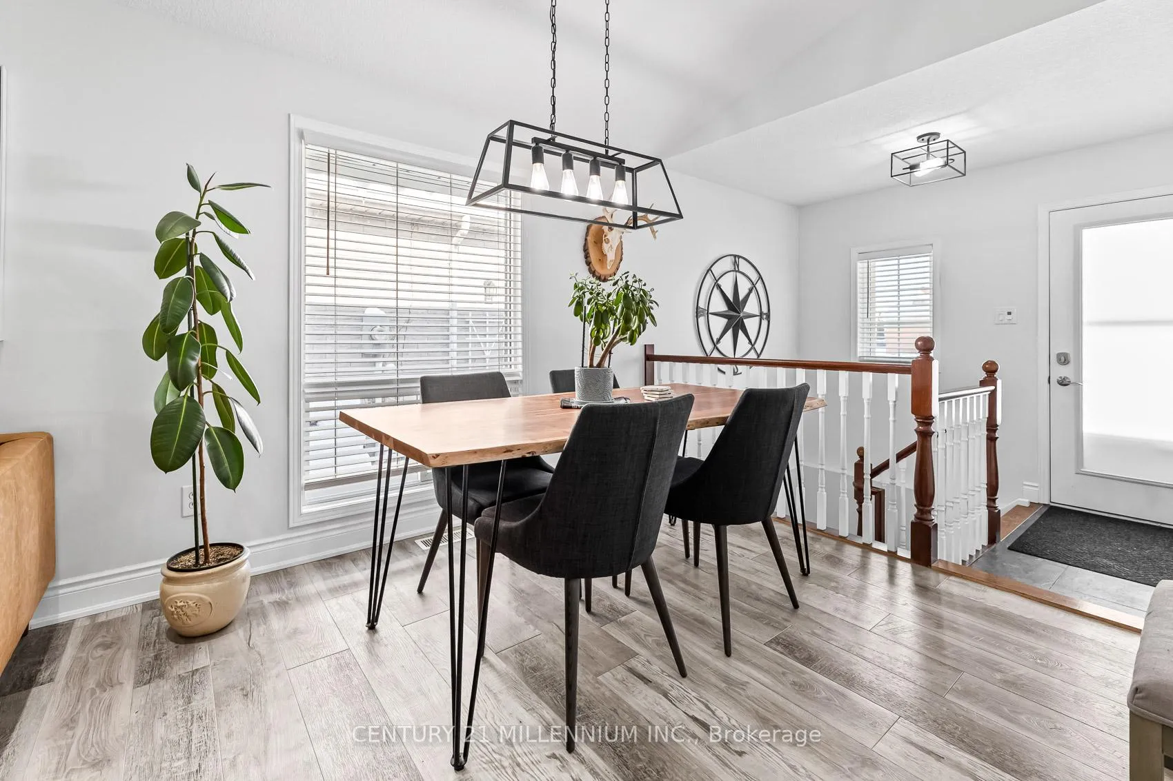Photo 8 of 82 Orchid Crescent, Kitchener — HOMEH