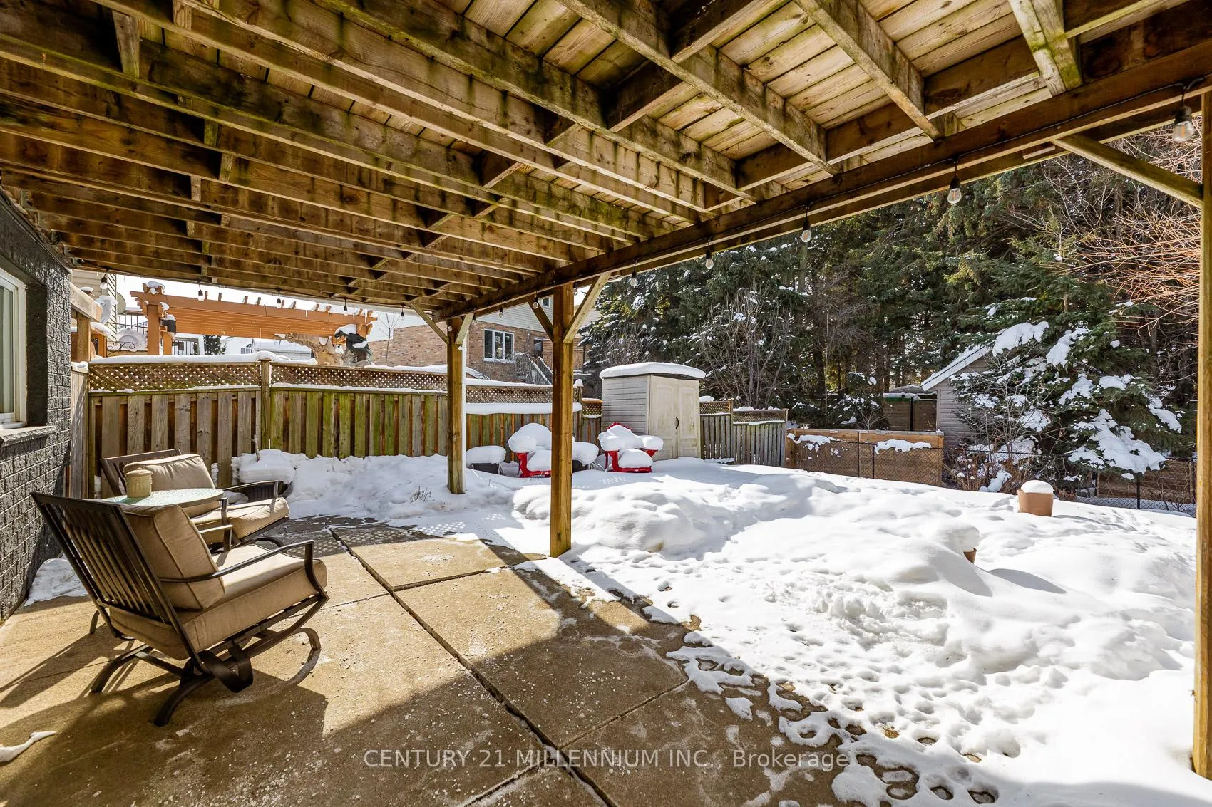 Photo 38 of 82 Orchid Crescent, Kitchener — HOMEH