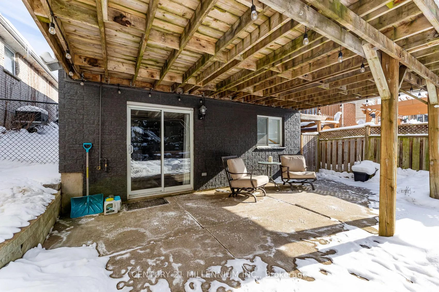 Photo 40 of 82 Orchid Crescent, Kitchener — HOMEH