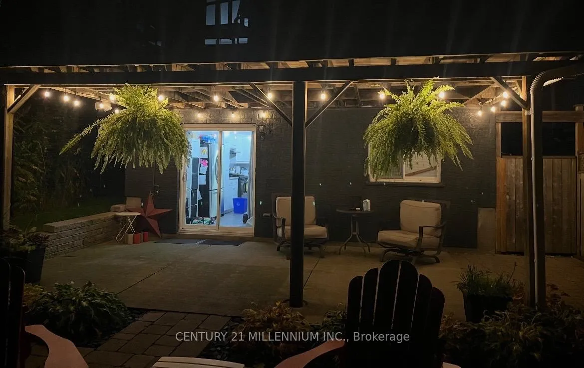 Photo 43 of 82 Orchid Crescent, Kitchener — HOMEH