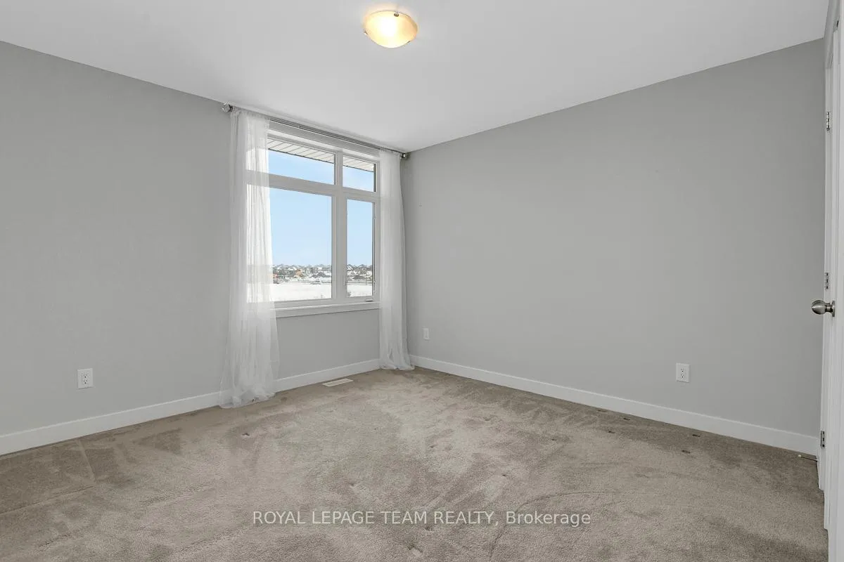 Photo 33 of 749 Brian Good Avenue, Ottawa, Riverside South/Gloucester Glen — HOMEH