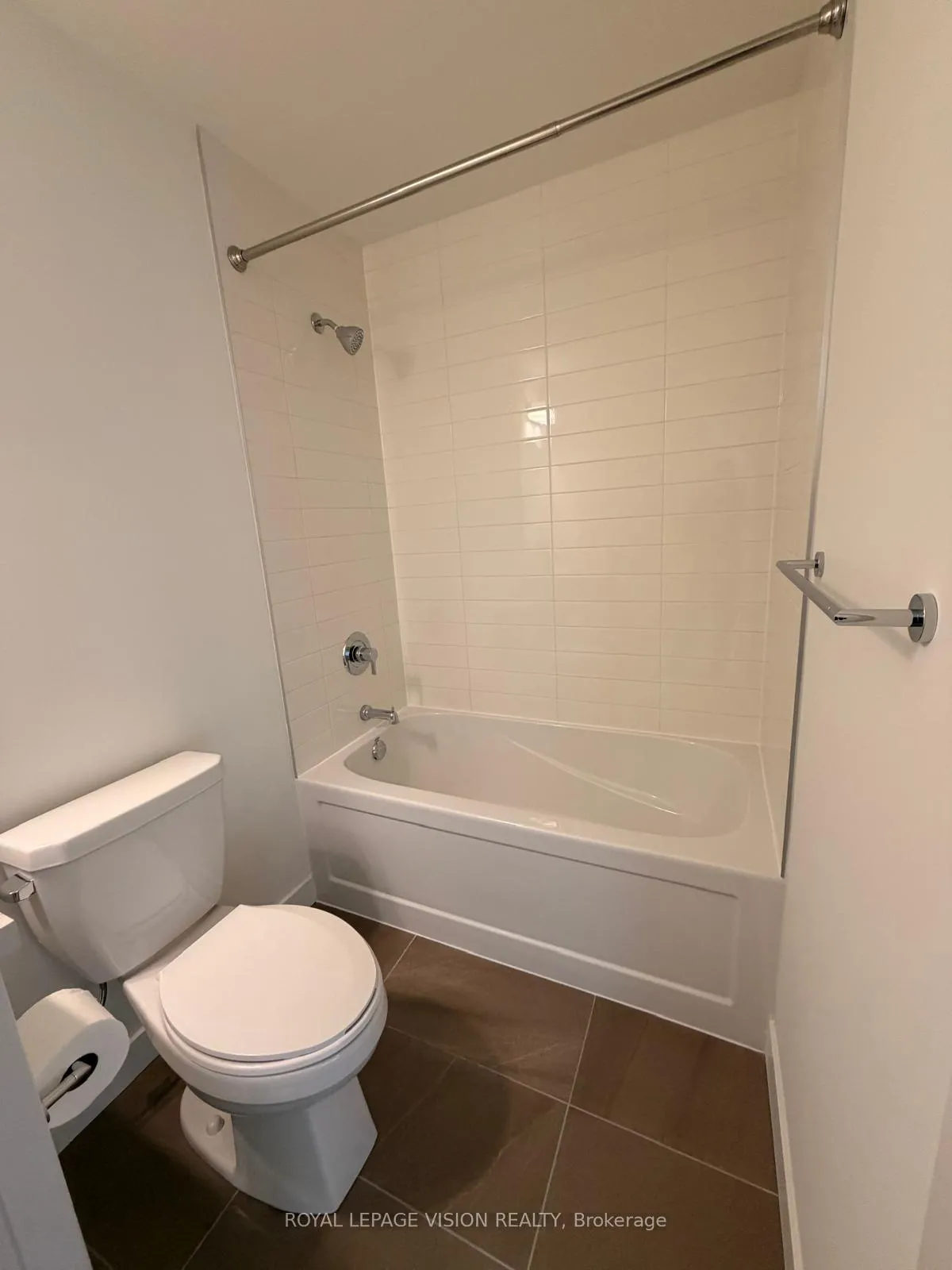 Photo 8 of Unit 503, 51 Clarington Boulevard, Clarington, Bowmanville — HOMEH