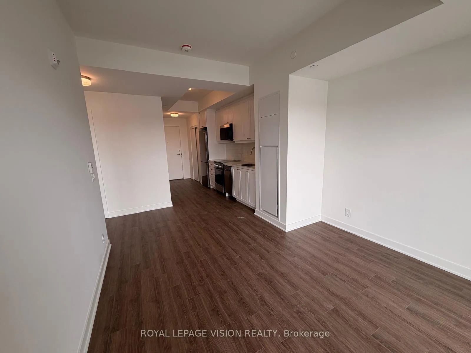 Photo 12 of Unit 503, 51 Clarington Boulevard, Clarington, Bowmanville — HOMEH