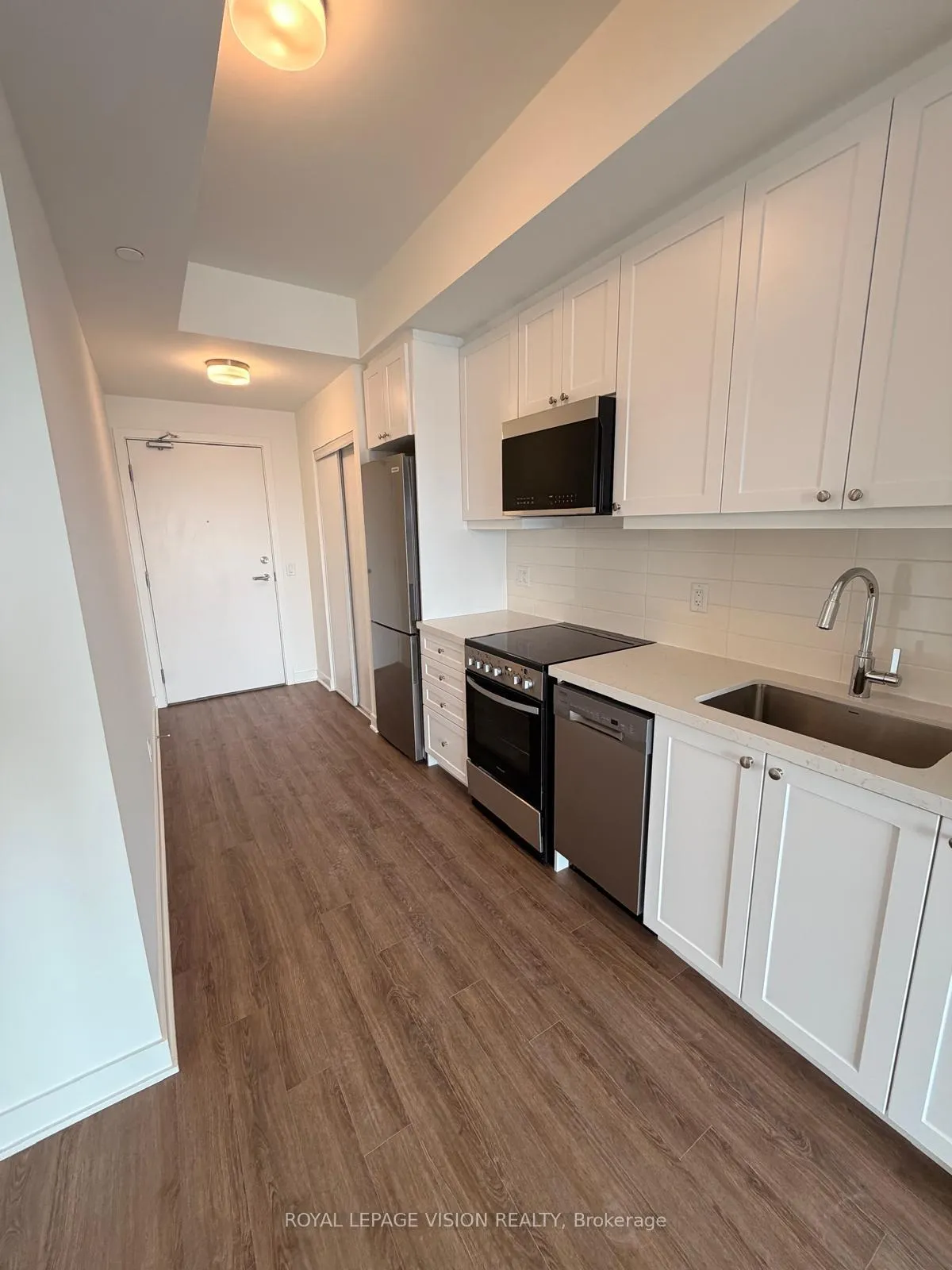 Photo 16 of Unit 503, 51 Clarington Boulevard, Clarington, Bowmanville — HOMEH