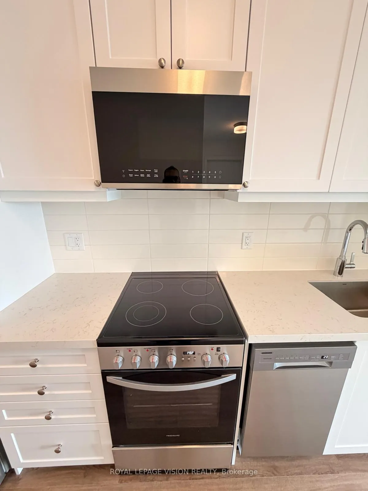 Photo 28 of Unit 503, 51 Clarington Boulevard, Clarington, Bowmanville — HOMEH