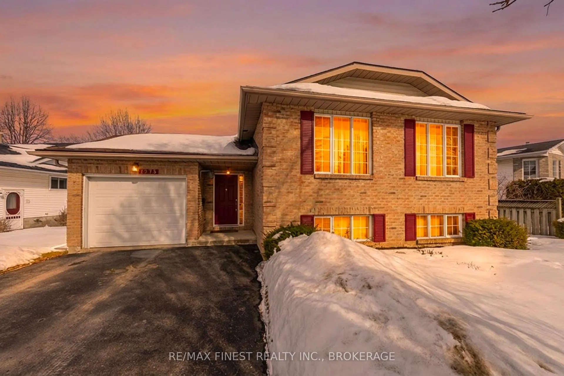 Photo 1 of 1273 Acadia Drive, Kingston, City Southwest — HOMEH