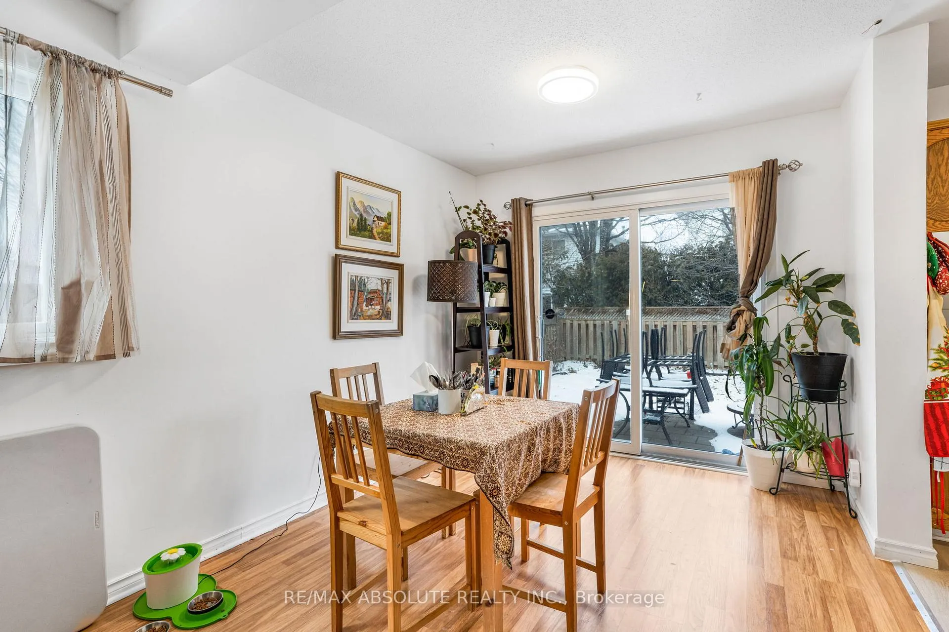 Photo 8 of 677 Mathieu Way, Ottawa, Fallingbrook/Pineridge — HOMEH