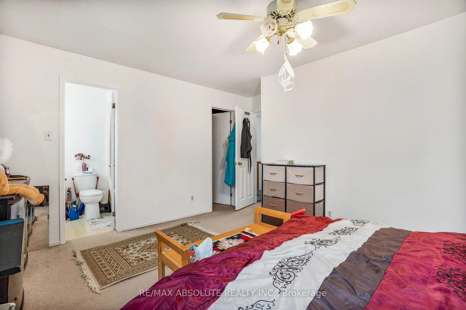 Photo 13 of 677 Mathieu Way, Ottawa, Fallingbrook/Pineridge — HOMEH