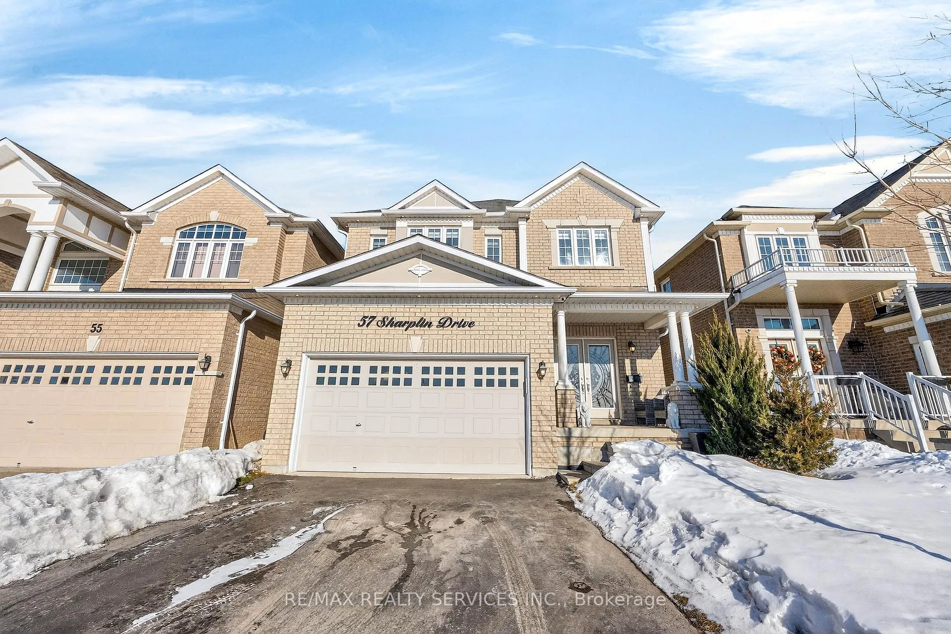 Photo 2 of 57 Sharplin Drive, Ajax, South East — HOMEH