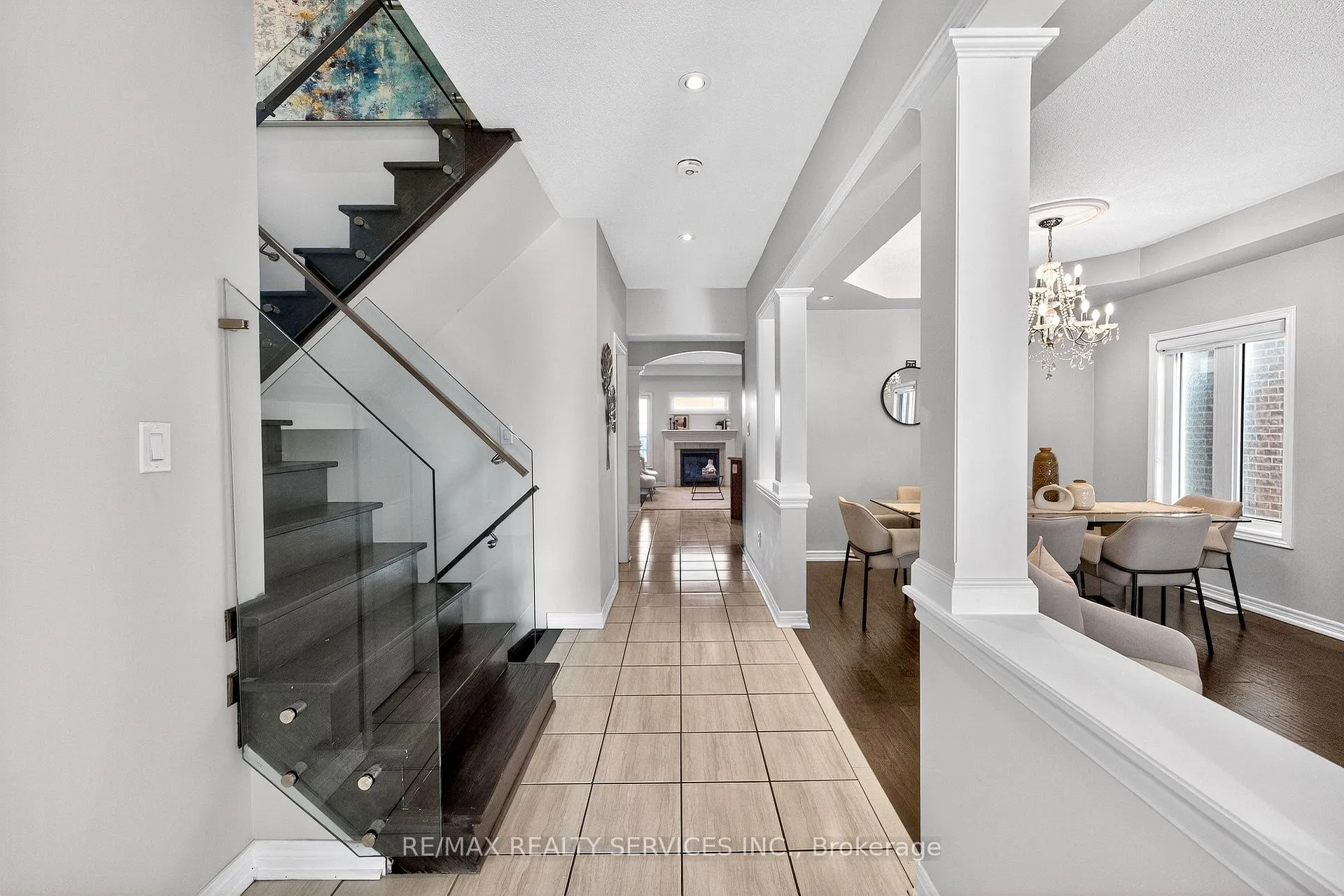 Photo 7 of 57 Sharplin Drive, Ajax, South East — HOMEH