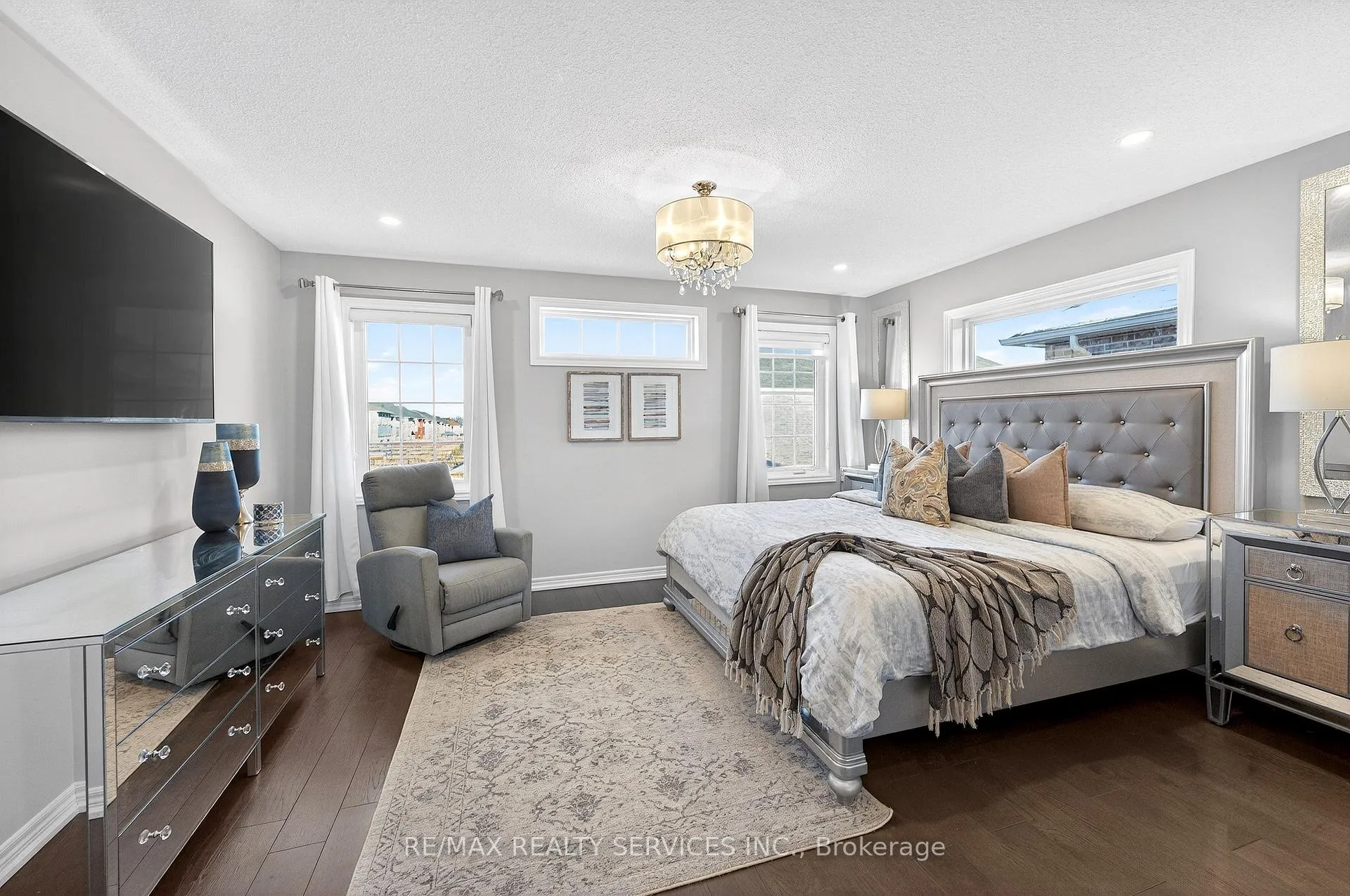 Photo 27 of 57 Sharplin Drive, Ajax, South East — HOMEH