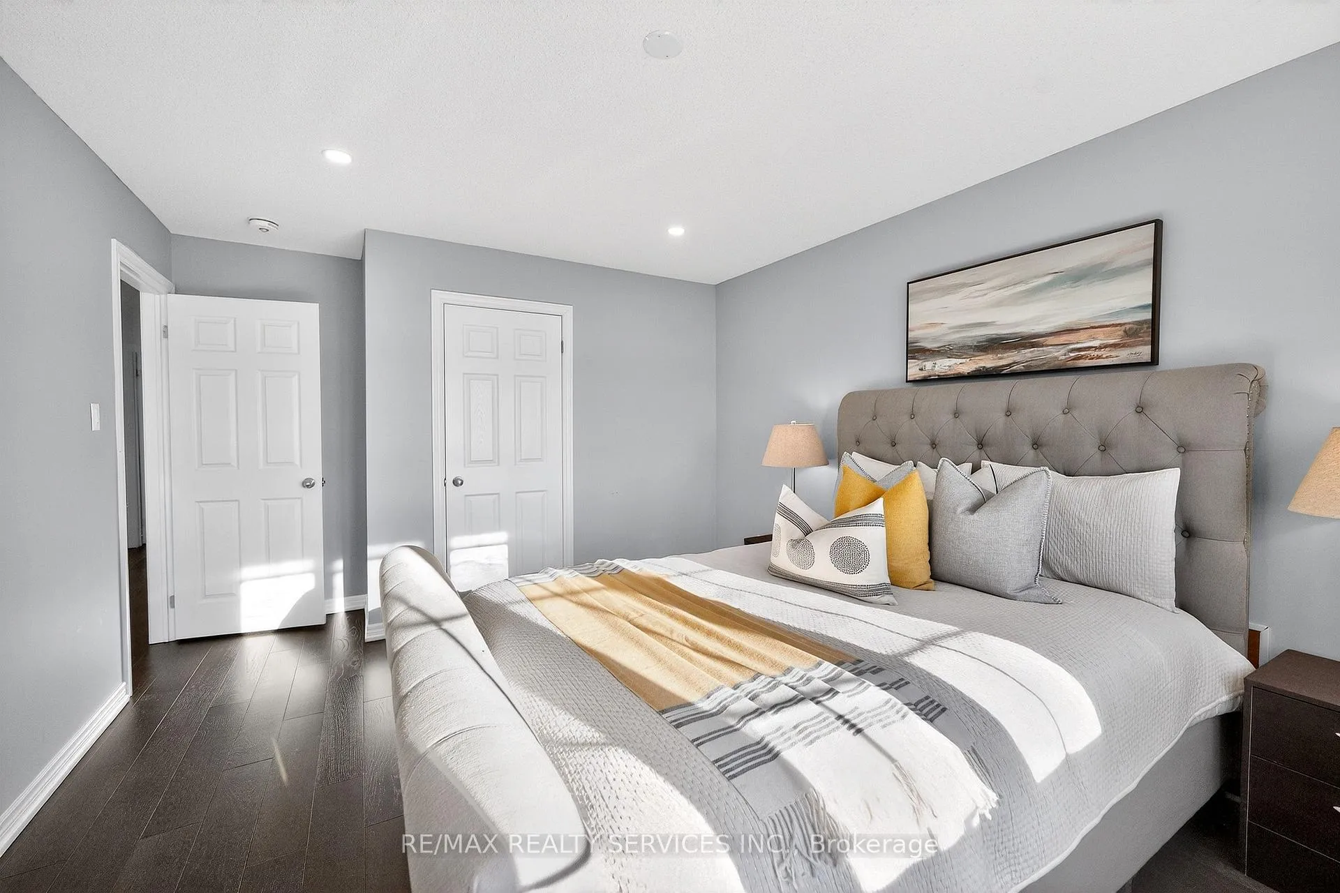 Photo 36 of 57 Sharplin Drive, Ajax, South East — HOMEH