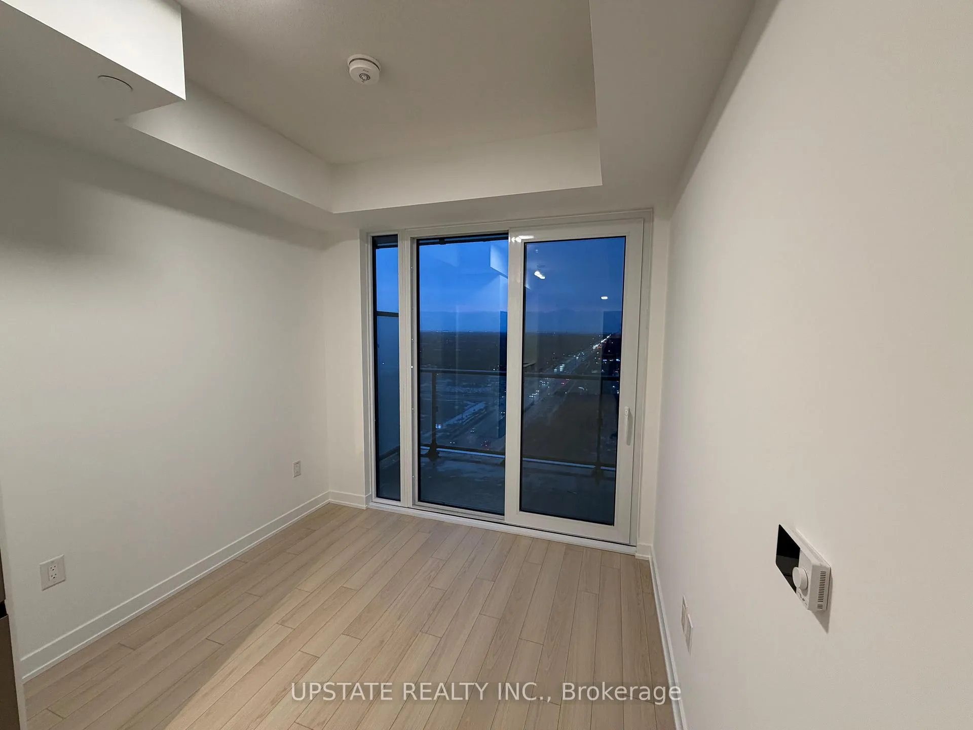 Photo 5 of Unit 1319, 15 Skyridge Drive, Brampton, Bram East — HOMEH