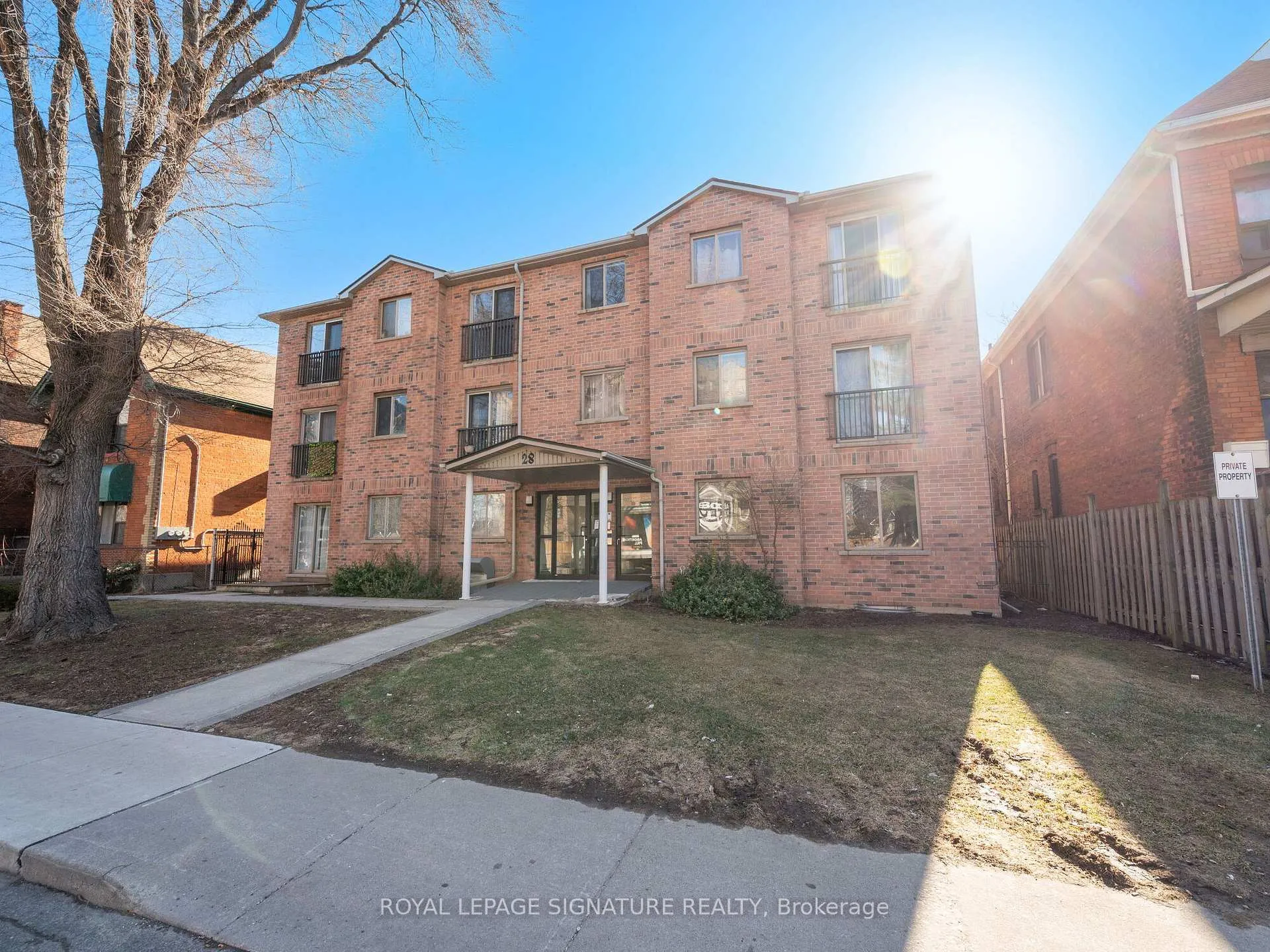 Photo 2 of Unit 312, 28 Victoria Avenue N, Hamilton, Beasley — HOMEH