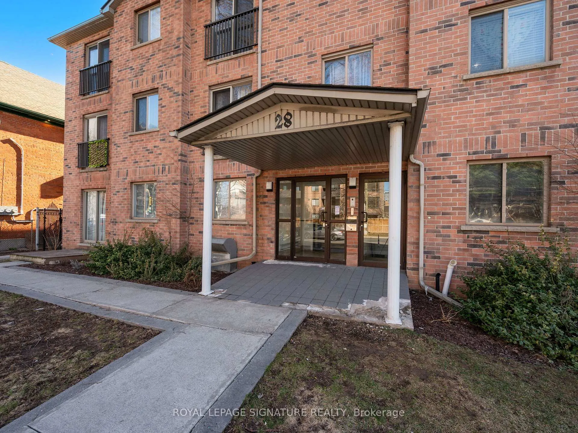 Photo 3 of Unit 312, 28 Victoria Avenue N, Hamilton, Beasley — HOMEH