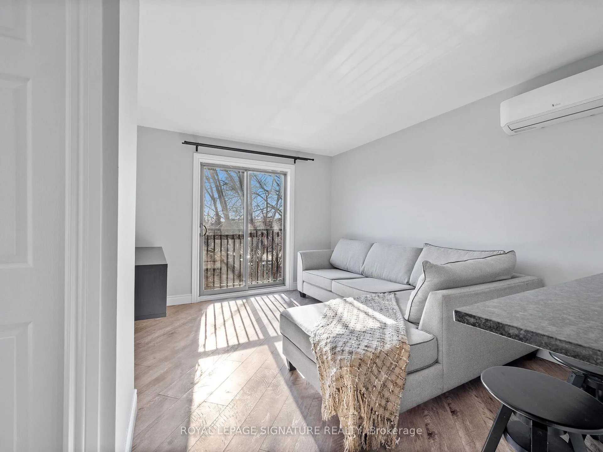 Photo 7 of Unit 312, 28 Victoria Avenue N, Hamilton, Beasley — HOMEH