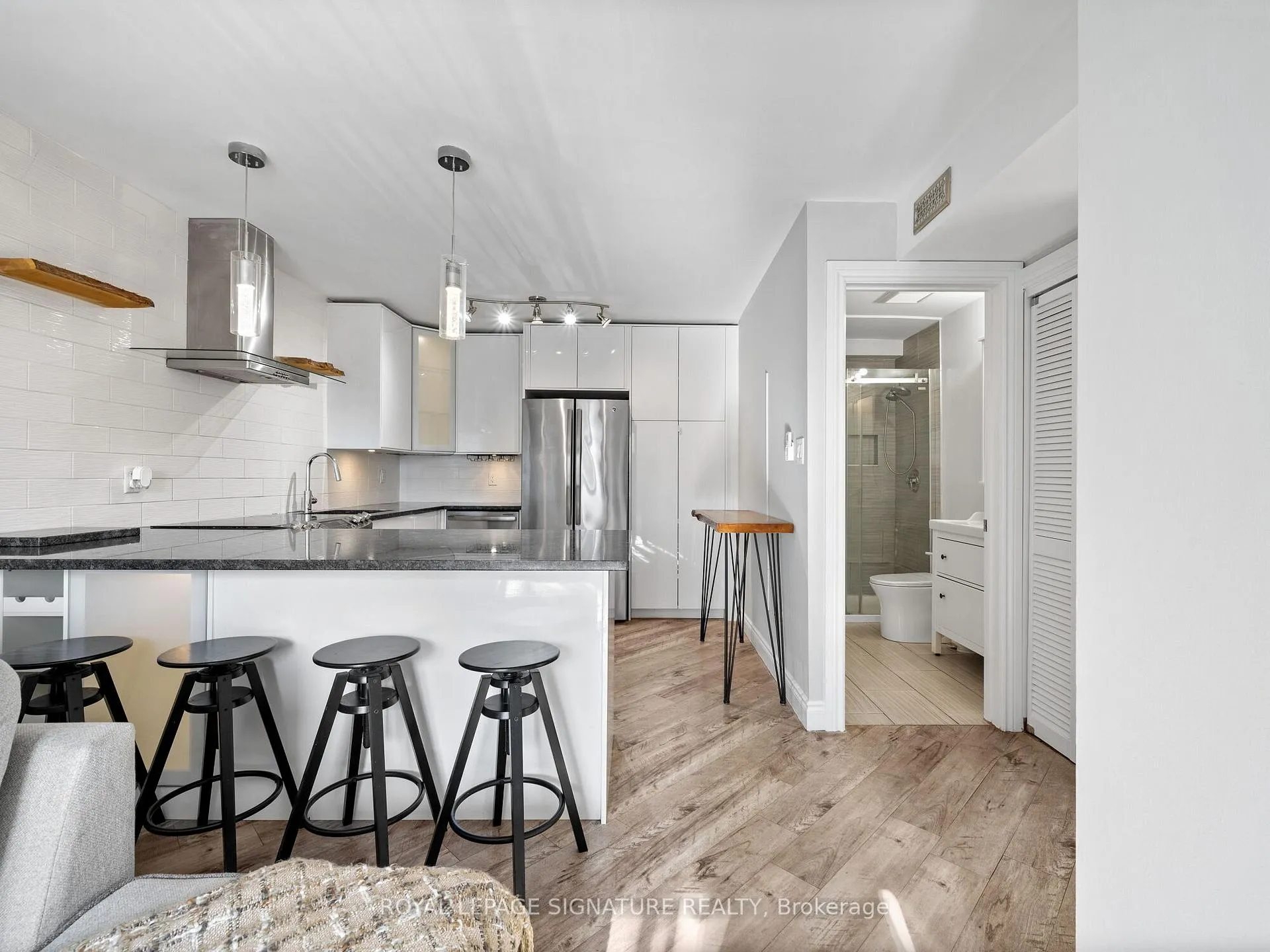 Photo 15 of Unit 312, 28 Victoria Avenue N, Hamilton, Beasley — HOMEH