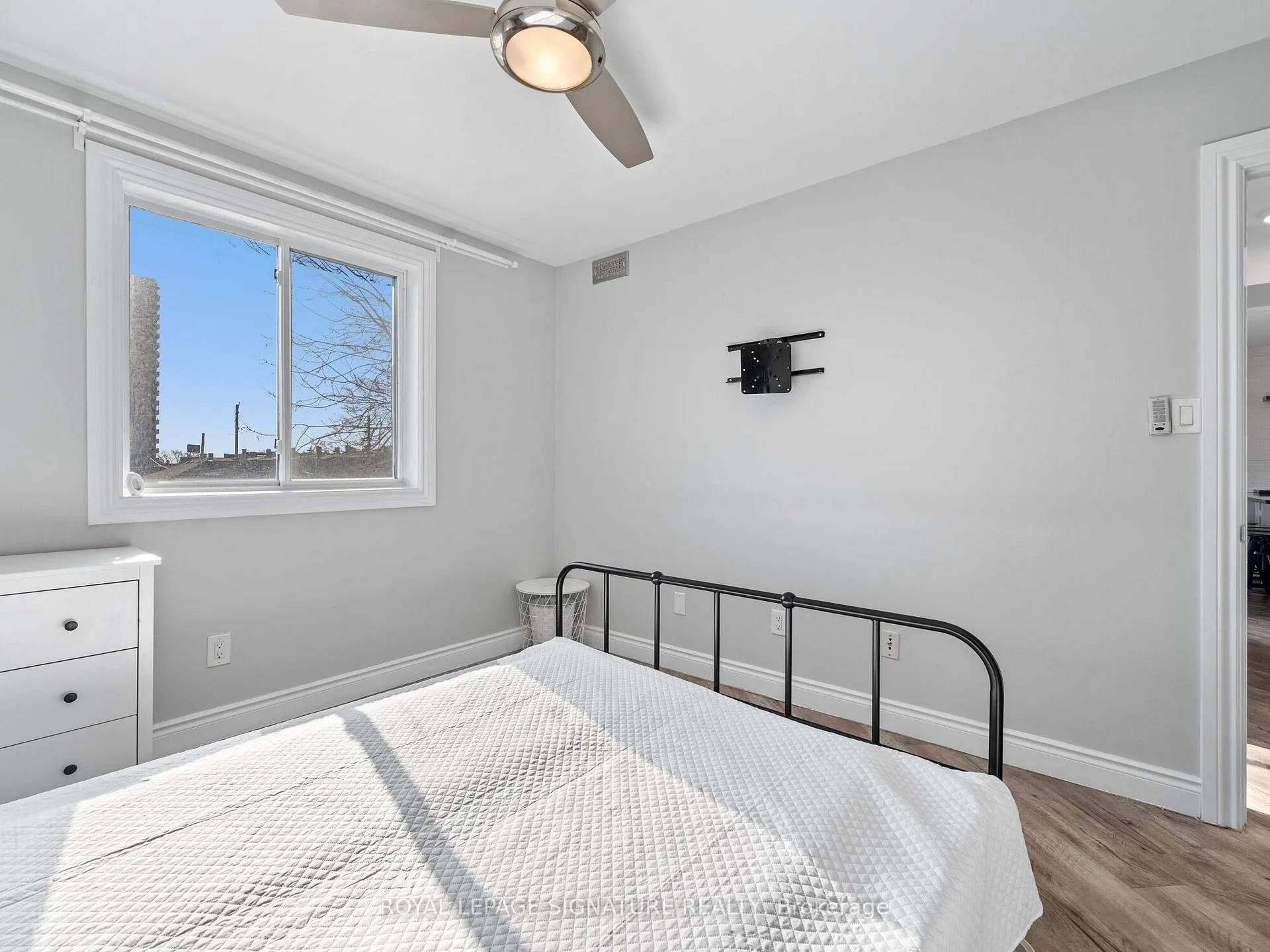 Photo 27 of Unit 312, 28 Victoria Avenue N, Hamilton, Beasley — HOMEH
