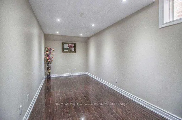 Photo 4 of Unit Bsmt, 11 Wynview Street, Brampton, Bram East — HOMEH