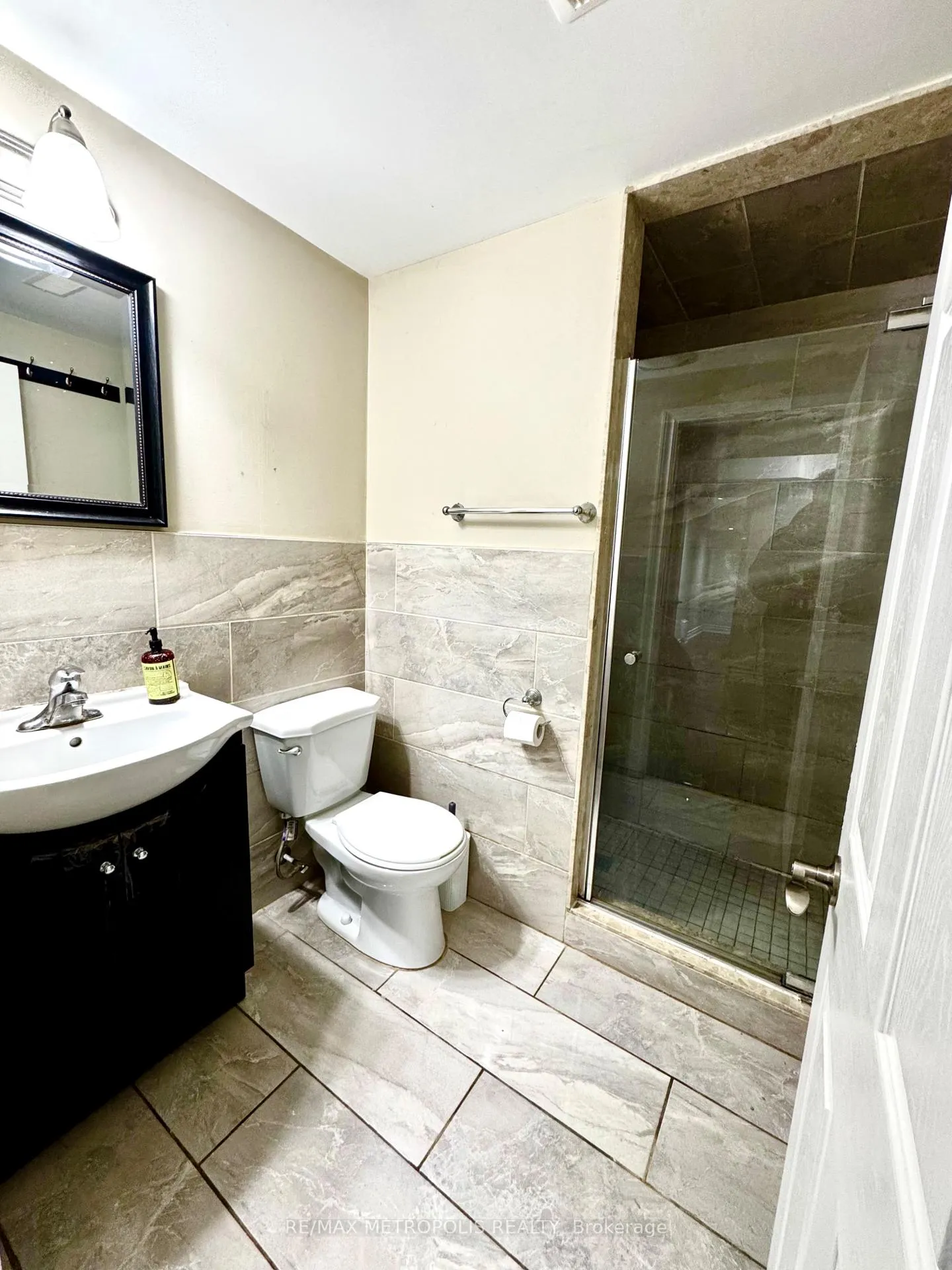 Photo 8 of Unit Bsmt, 11 Wynview Street, Brampton, Bram East — HOMEH