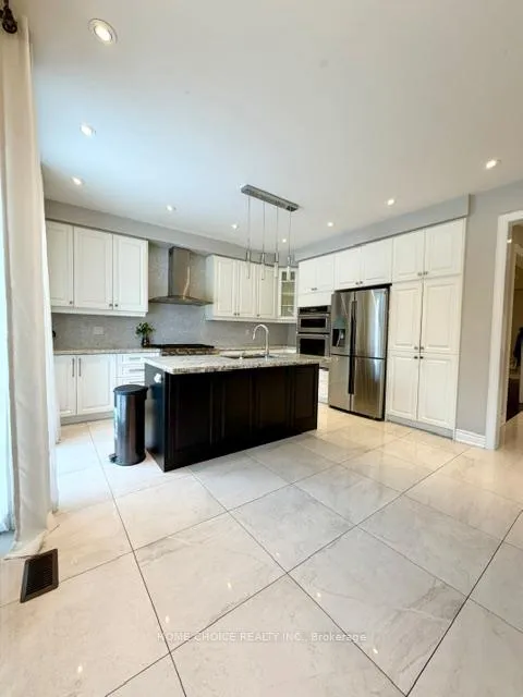 Photo 13 of 42 Squire Ellis Drive, Brampton, Toronto Gore Rural Estate — HOMEH
