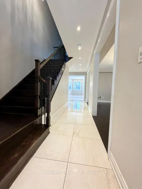 Photo 20 of 42 Squire Ellis Drive, Brampton, Toronto Gore Rural Estate — HOMEH