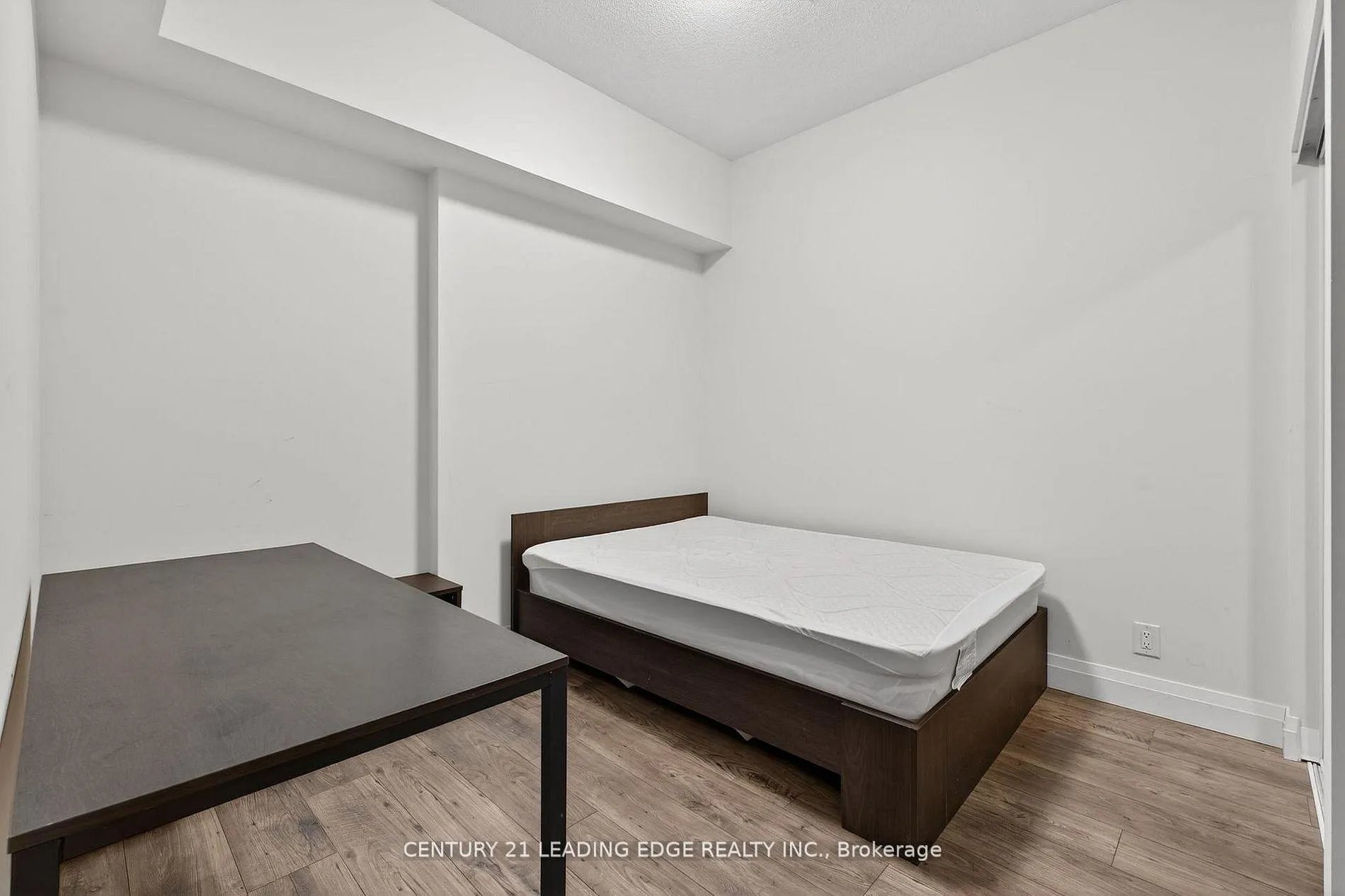 Photo 12 of Unit 422, 652 Princess Street, Kingston, Central City East — HOMEH