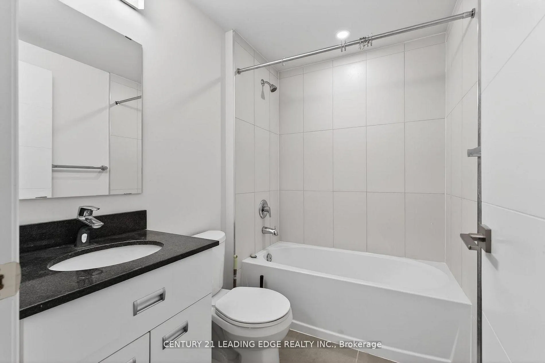 Photo 14 of Unit 422, 652 Princess Street, Kingston, Central City East — HOMEH