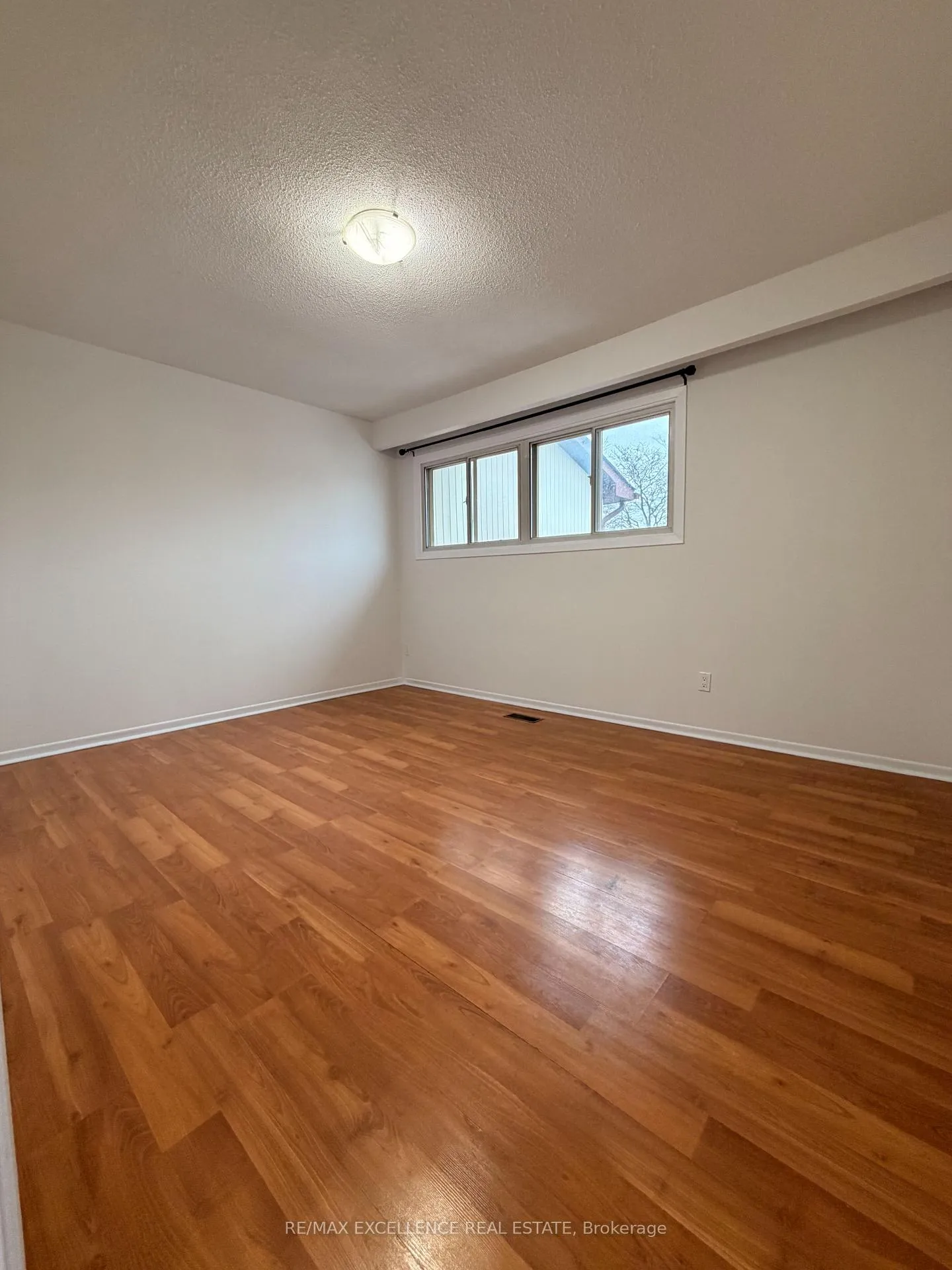 Photo 19 of Unit 42, 42 Foster Crescent, Brampton, Brampton North — HOMEH