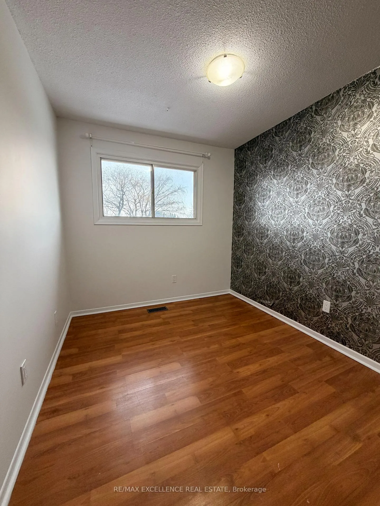 Photo 20 of Unit 42, 42 Foster Crescent, Brampton, Brampton North — HOMEH