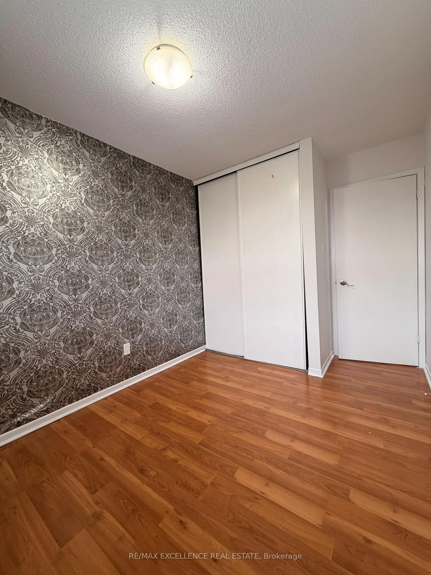 Photo 21 of Unit 42, 42 Foster Crescent, Brampton, Brampton North — HOMEH