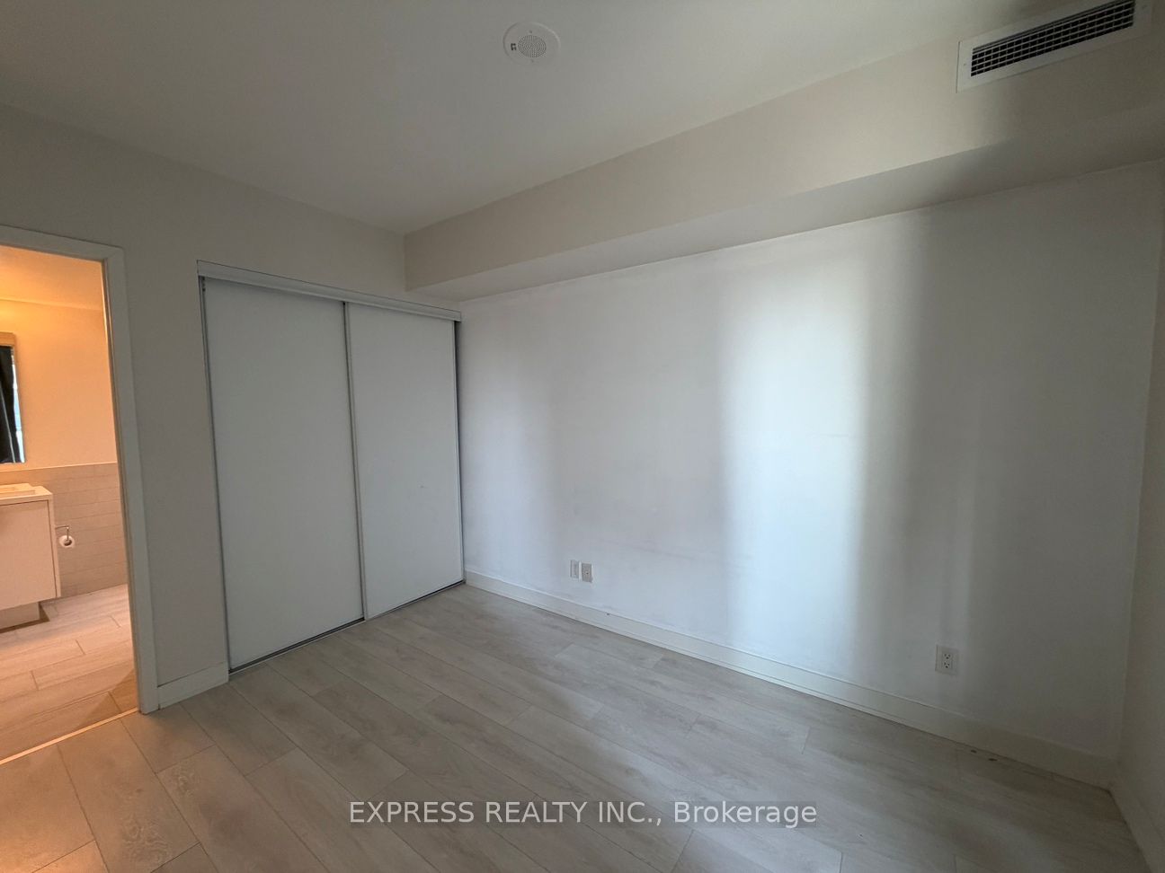 Photo 4 of Unit 1408, 6 Sonic Way, Toronto, Flemingdon Park — HOMEH
