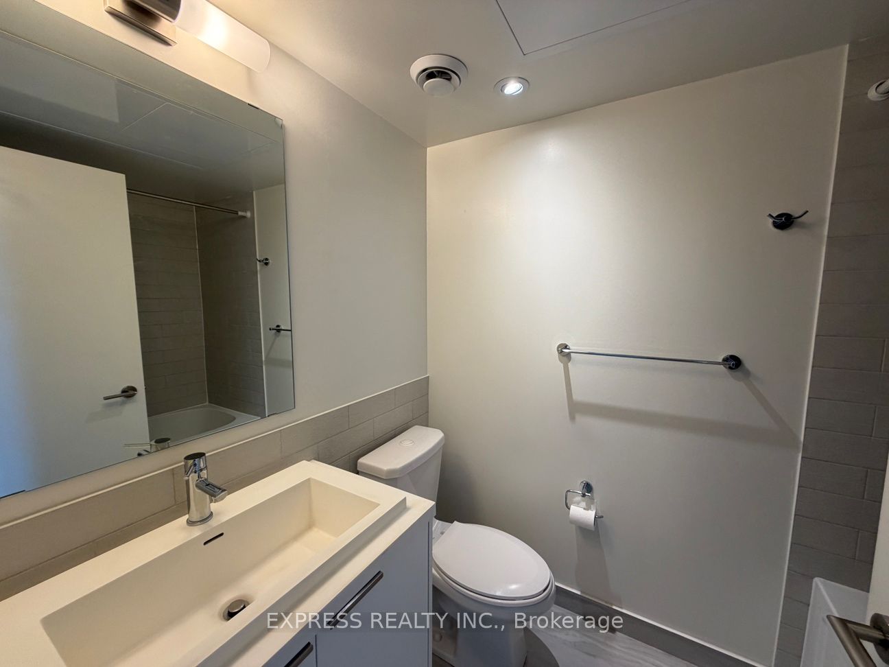 Photo 8 of Unit 1408, 6 Sonic Way, Toronto, Flemingdon Park — HOMEH