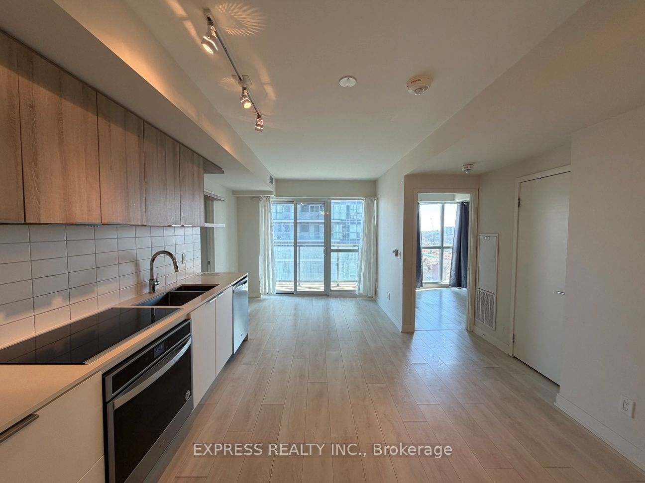 Photo 1 of Unit 1408, 6 Sonic Way, Toronto, Flemingdon Park — HOMEH