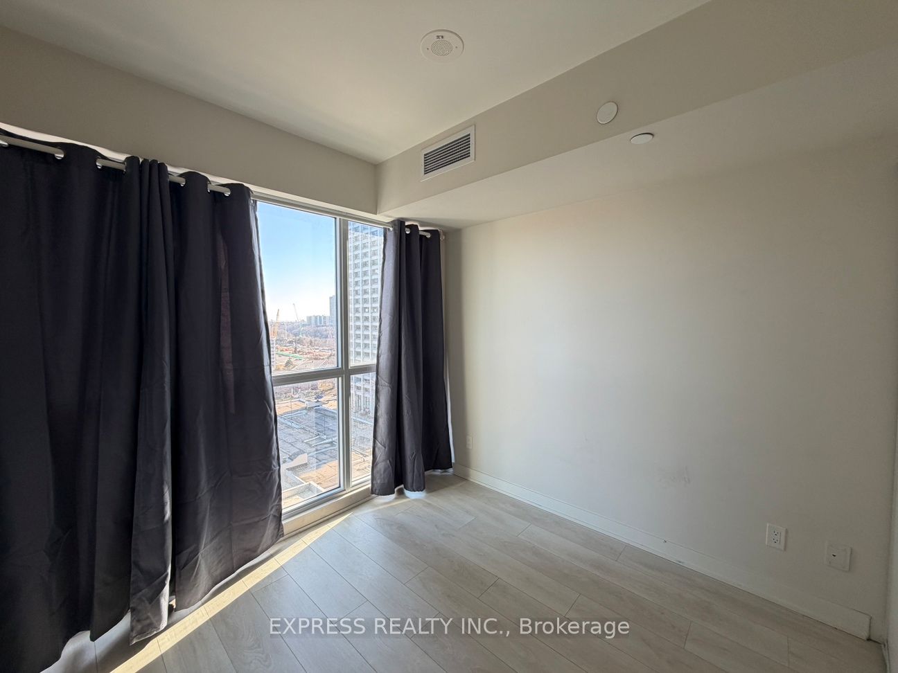 Photo 5 of Unit 1408, 6 Sonic Way, Toronto, Flemingdon Park — HOMEH