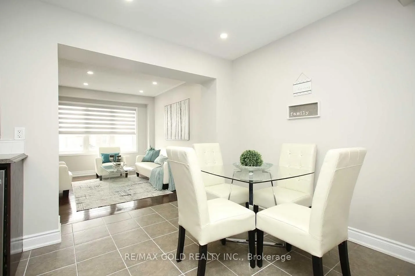 Photo 1 of 19 Betterton Crescent, Brampton, Northwest Brampton — HOMEH