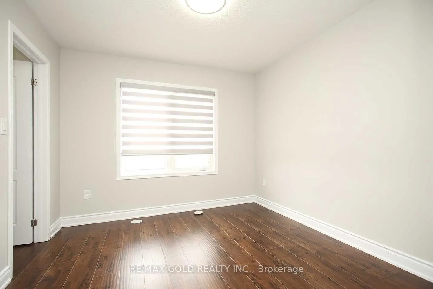 Photo 14 of 19 Betterton Crescent, Brampton, Northwest Brampton — HOMEH