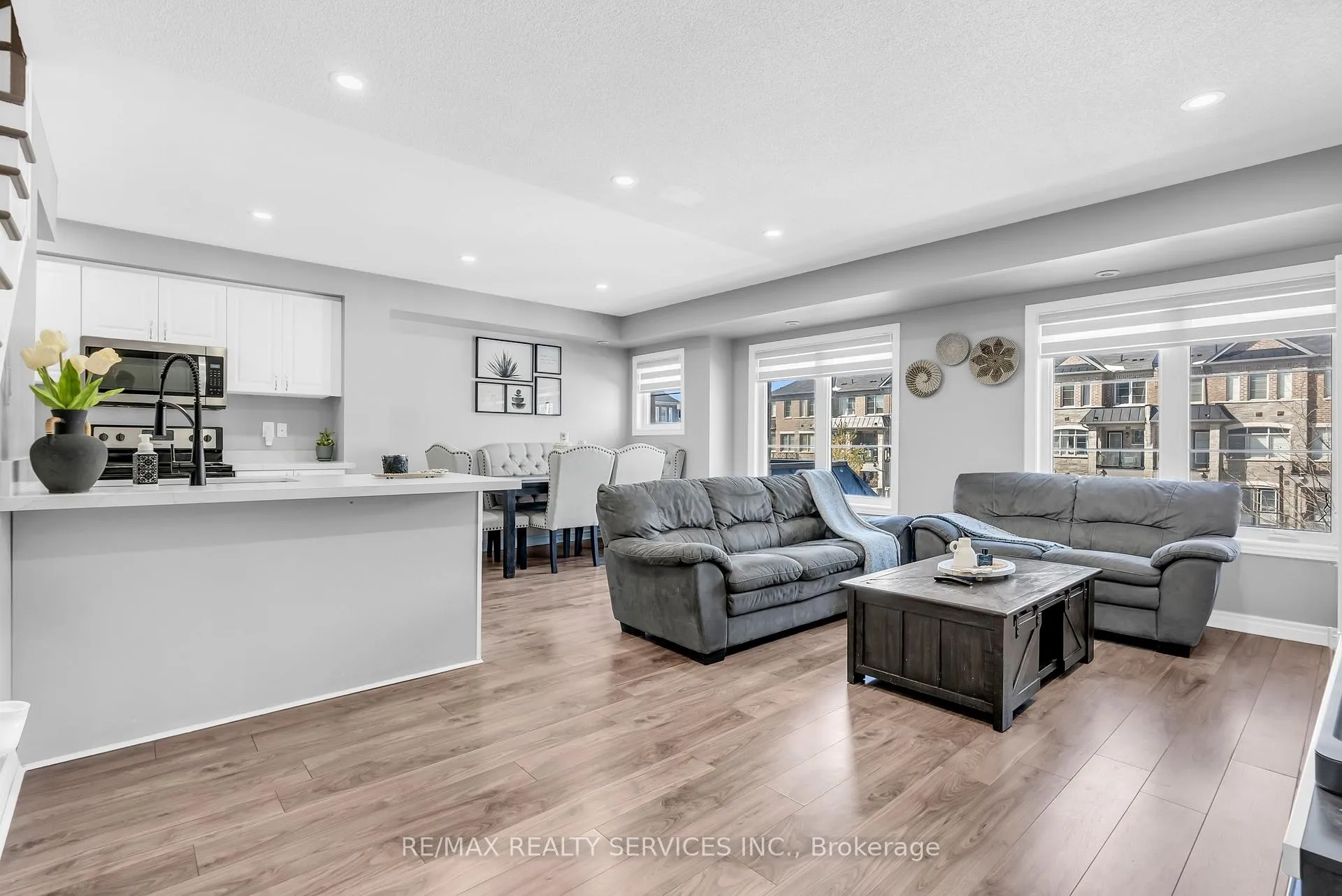 Photo 7 of Unit 185, 200 Veterans Drive, Brampton, Northwest Brampton — HOMEH