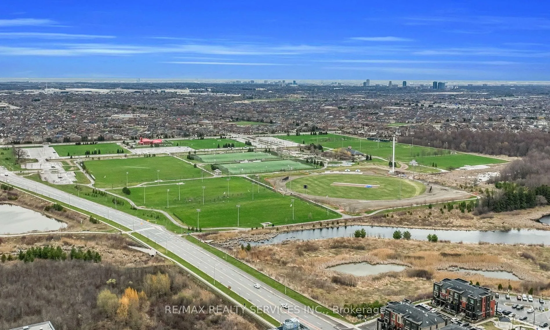 Photo 43 of Unit 185, 200 Veterans Drive, Brampton, Northwest Brampton — HOMEH