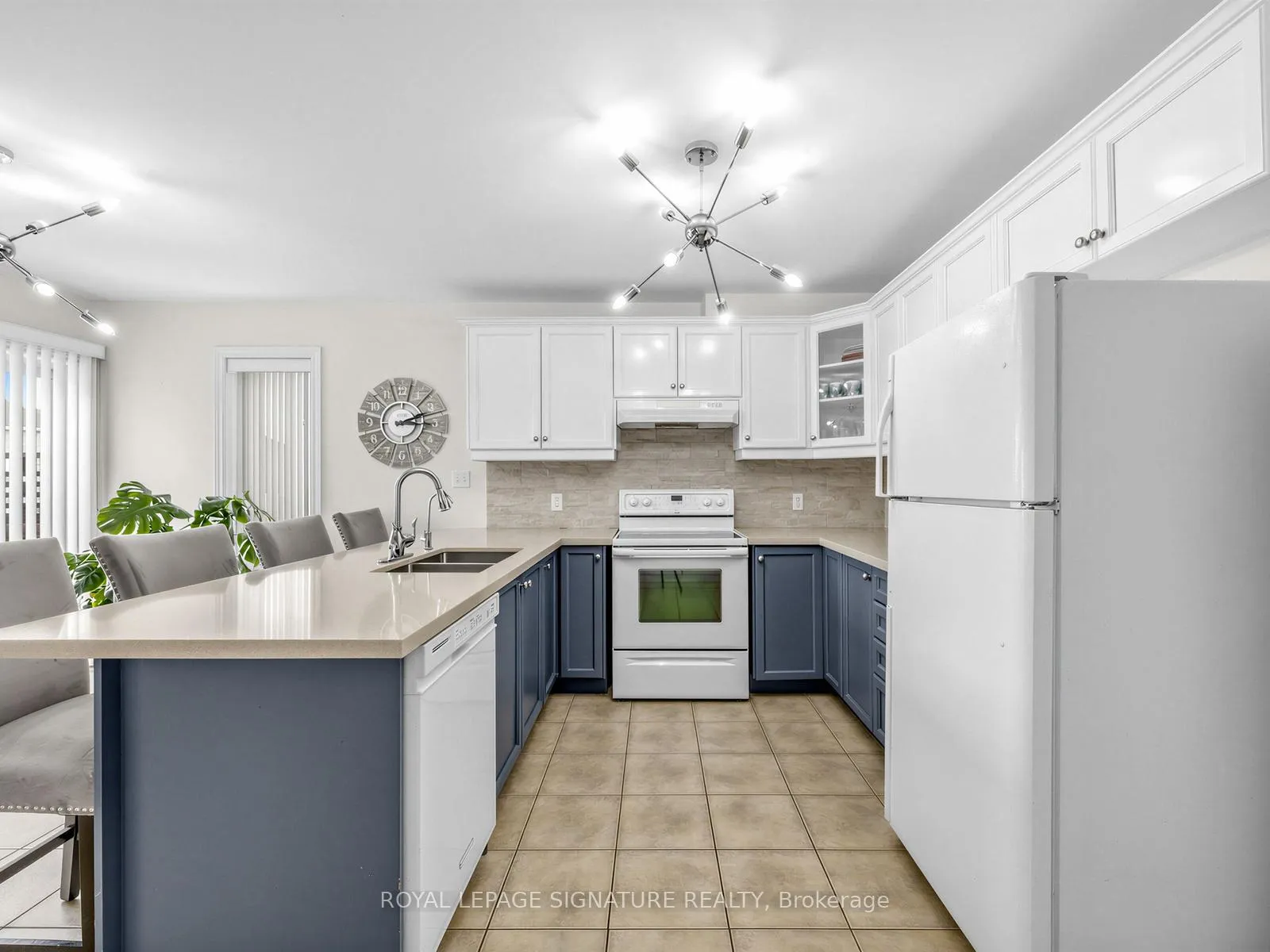 Photo 10 of 30 Root Crescent, Ajax, Northwest Ajax — HOMEH