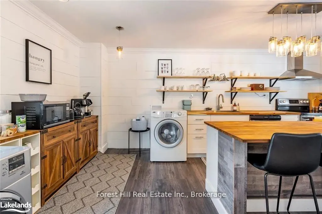 Photo 5 of 47 Edwin Street E, Meaford — HOMEH
