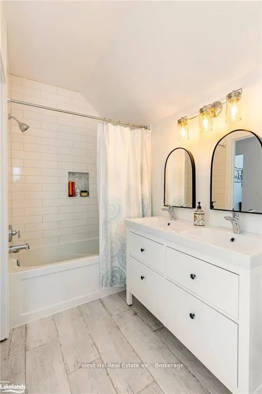 Photo 14 of 47 Edwin Street E, Meaford — HOMEH