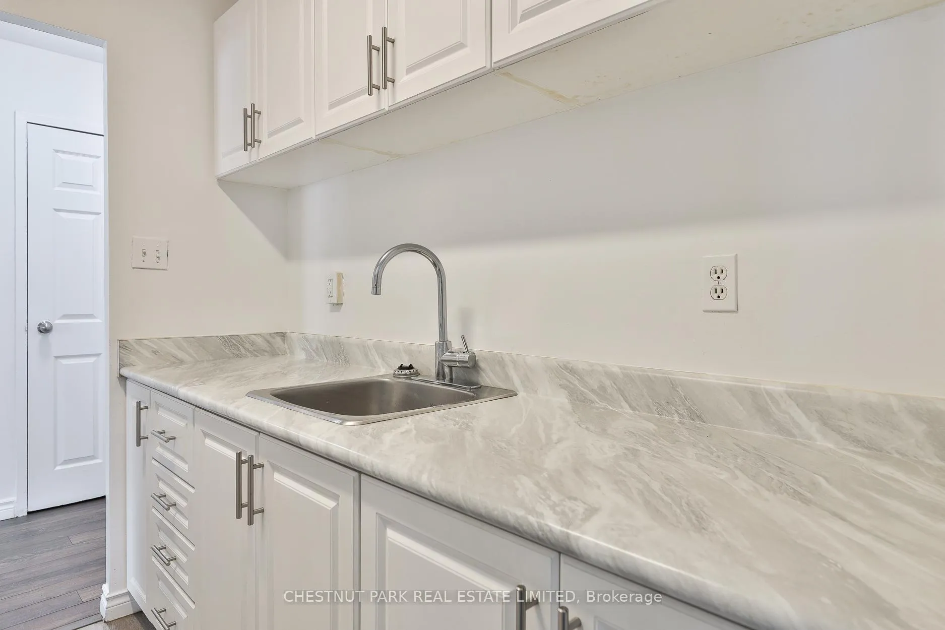 Photo 9 of Unit 106, 900 Glen Street, Oshawa, Lakeview — HOMEH