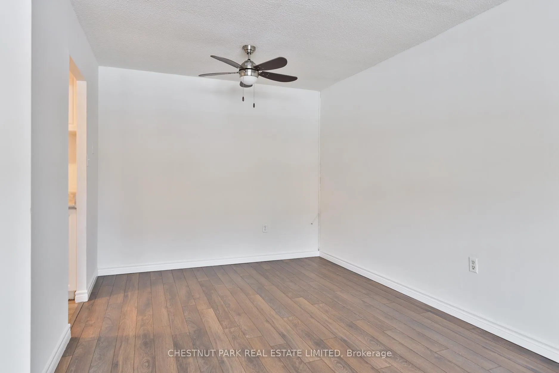 Photo 10 of Unit 106, 900 Glen Street, Oshawa, Lakeview — HOMEH
