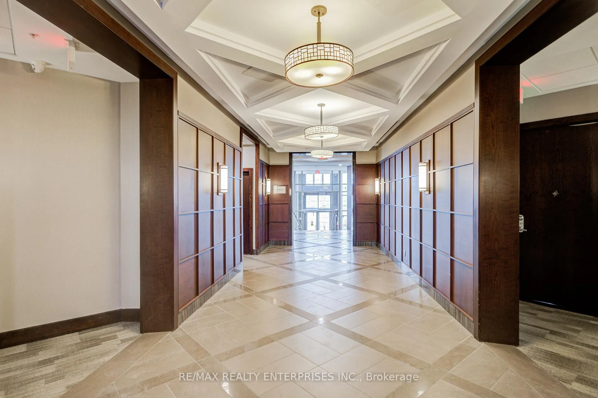 Photo 6 of Unit 607, 2480 Prince Michael Drive, Oakville, Joshua Creek — HOMEH
