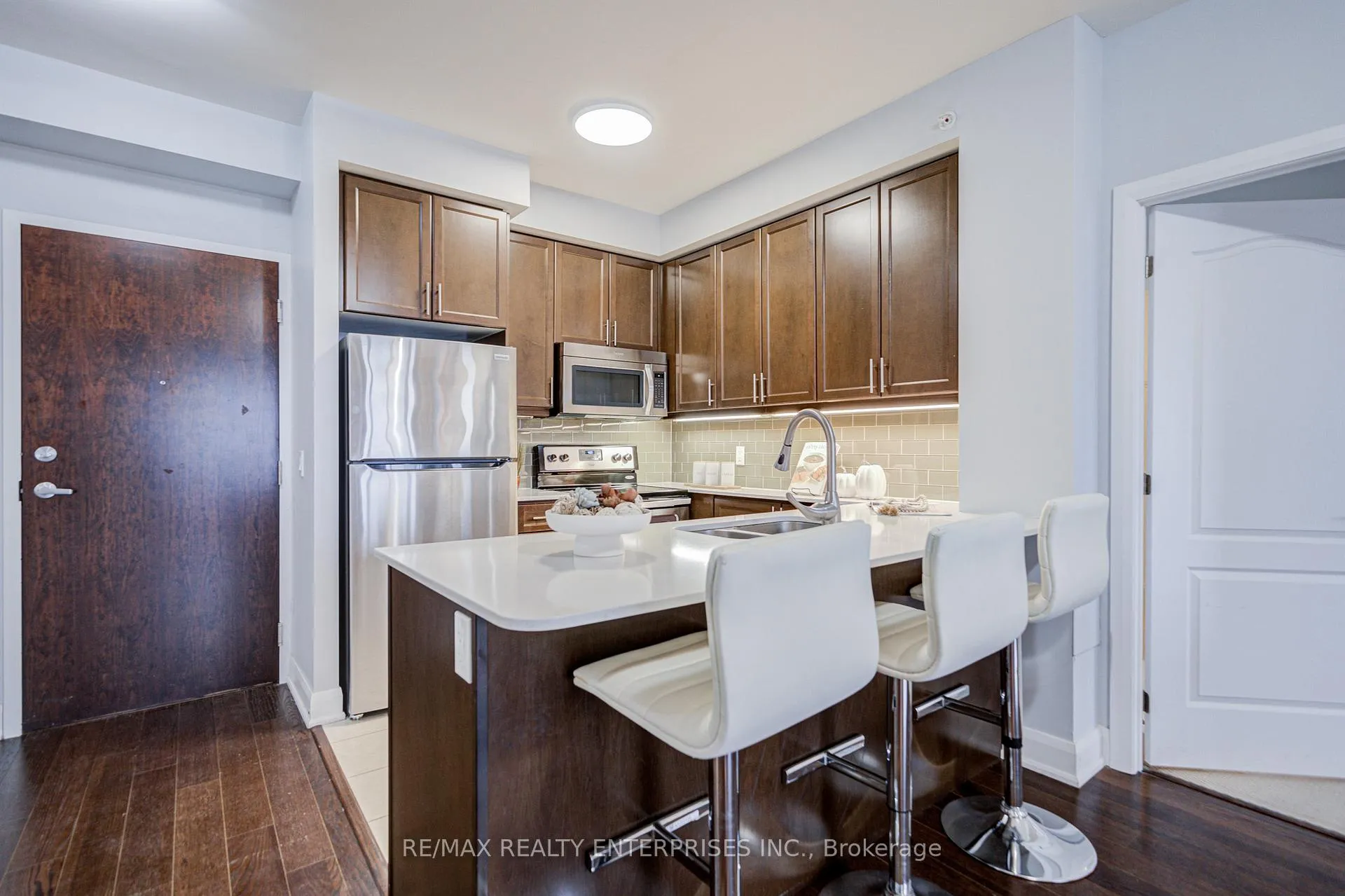 Photo 14 of Unit 607, 2480 Prince Michael Drive, Oakville, Joshua Creek — HOMEH